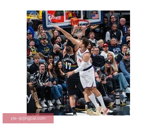 约基奇复出31分掘金力克快船