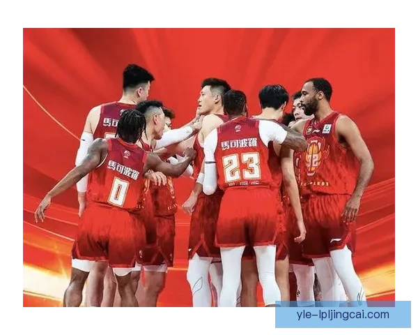 洛夫顿31分率上海晋级四强 击败广东