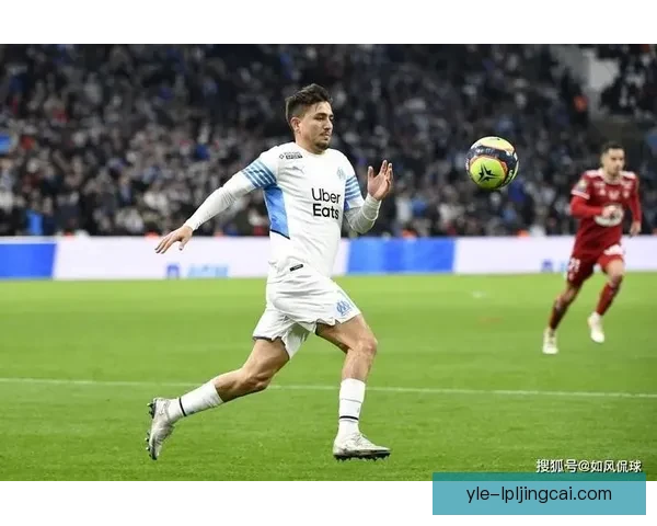 半场马赛一球领先斯堡格林建功